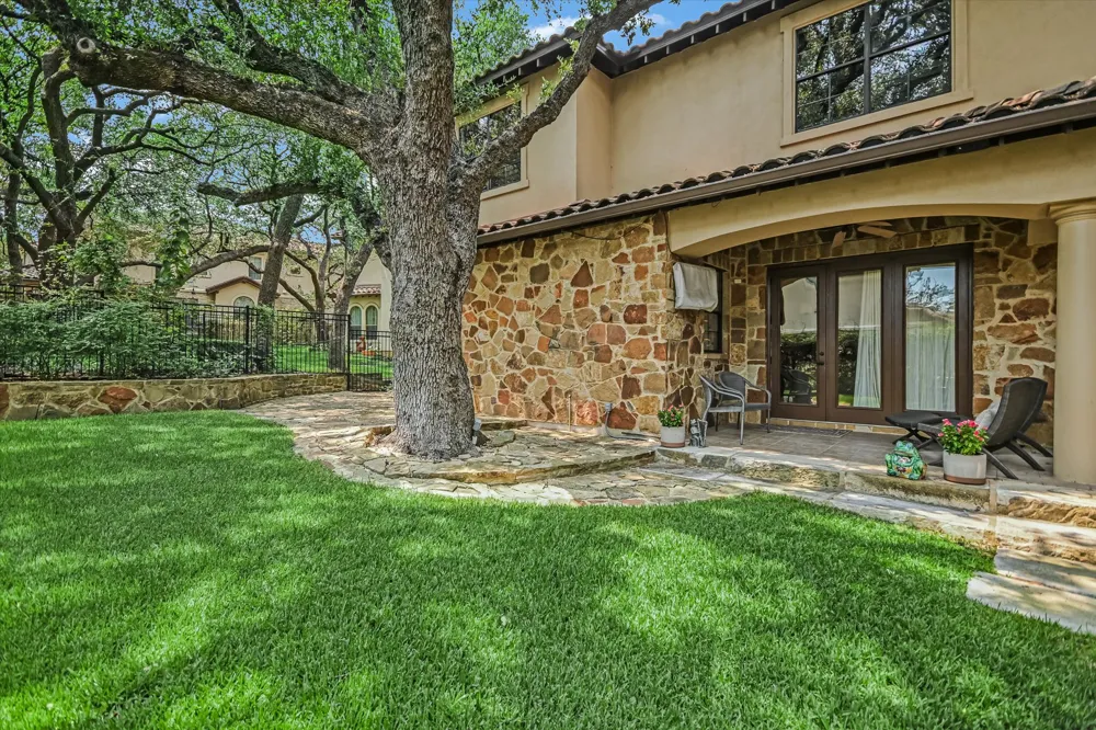1036 Liberty Park Drive #50 Austin, TX 78746