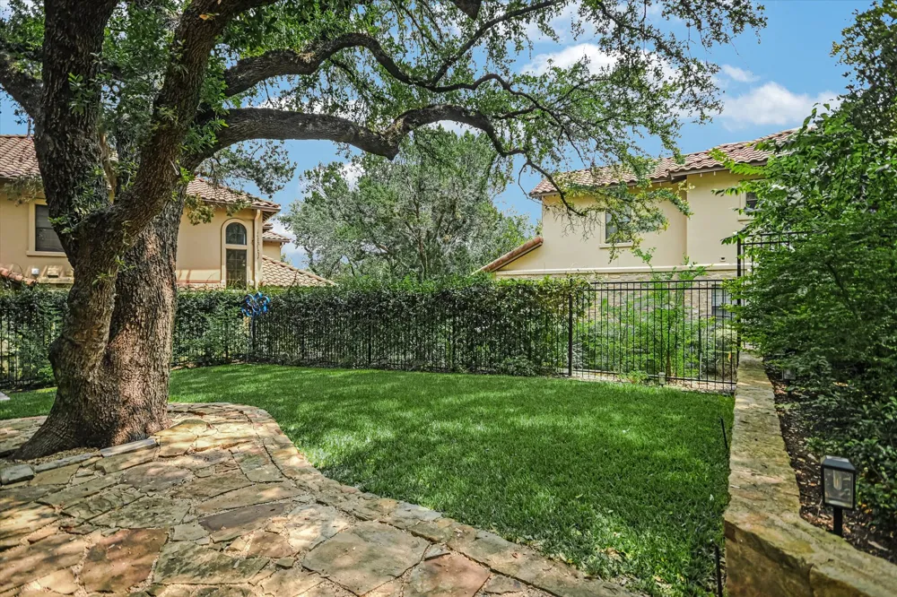 1036 Liberty Park Drive #50 Austin, TX 78746
