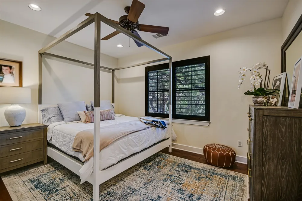1036 Liberty Park Drive #50 Austin, TX 78746