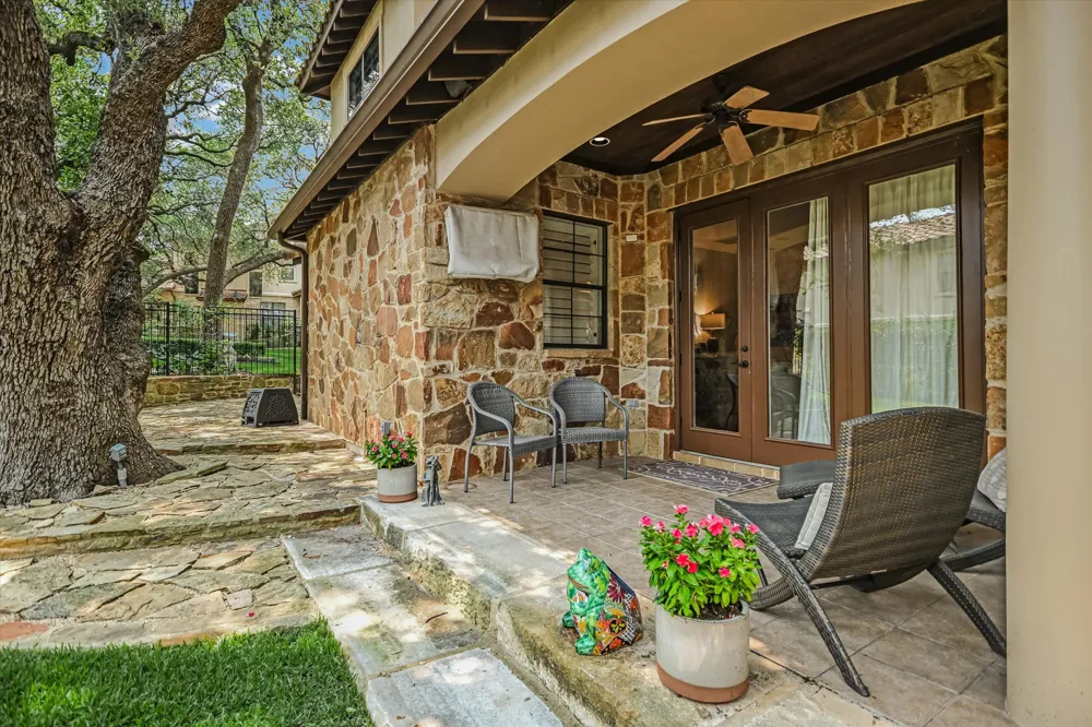 1036 Liberty Park Drive #50 Austin, TX 78746