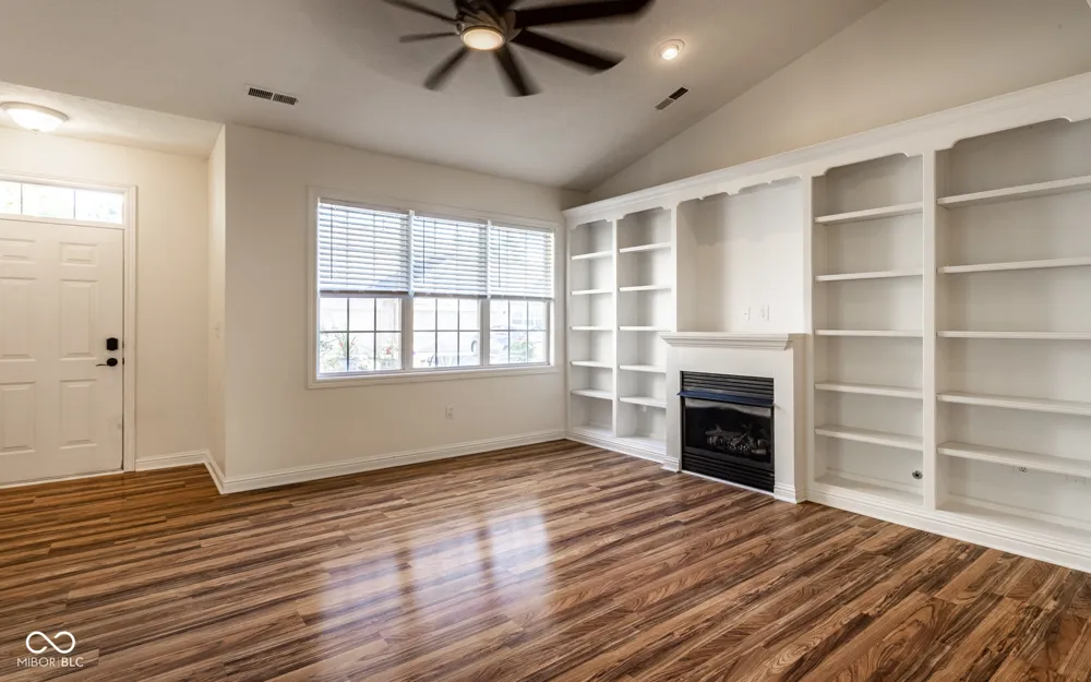 6886 Park Square Drive #C Avon, IN 46123