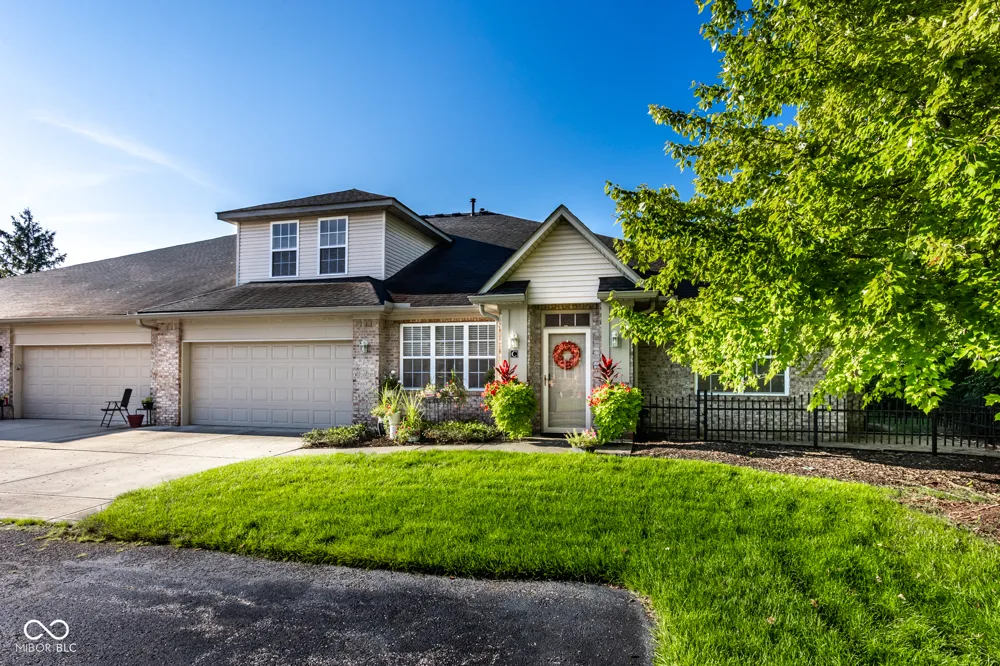 6886 Park Square Drive #C Avon, IN 46123