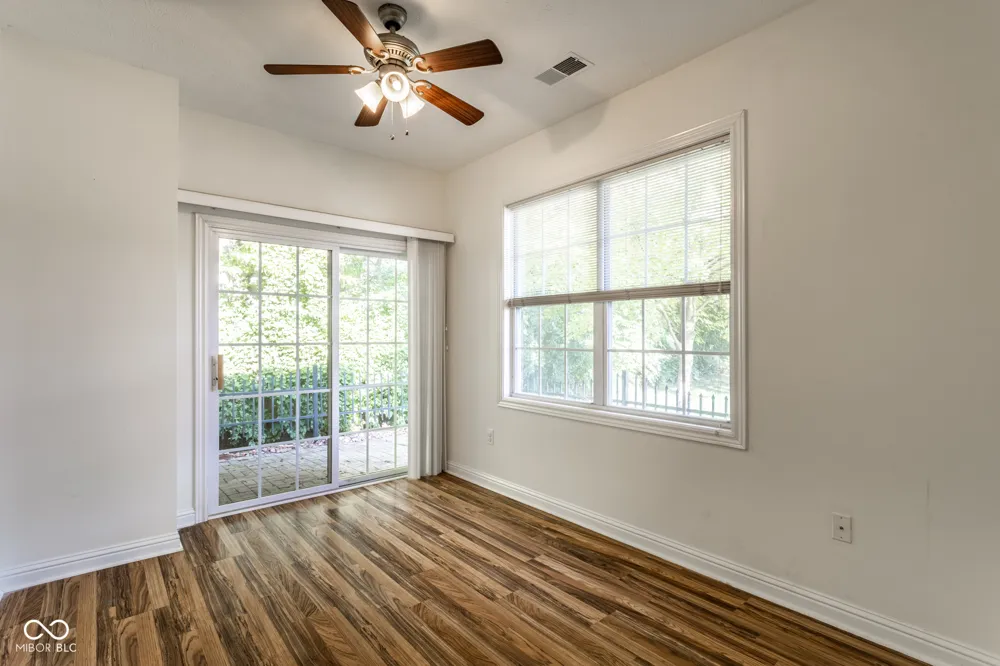 6886 Park Square Drive #C Avon, IN 46123