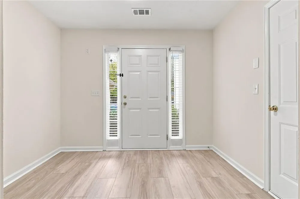 2686 Waverly Hills Drive Lawrenceville, GA 30044