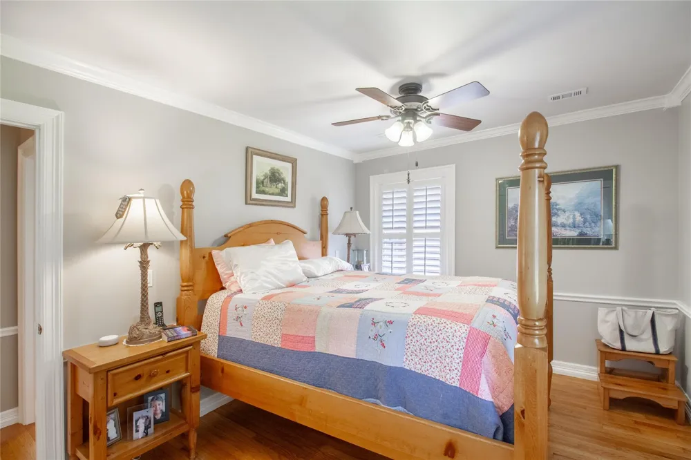 2107 Bron Holly Drive Houston, TX 77018