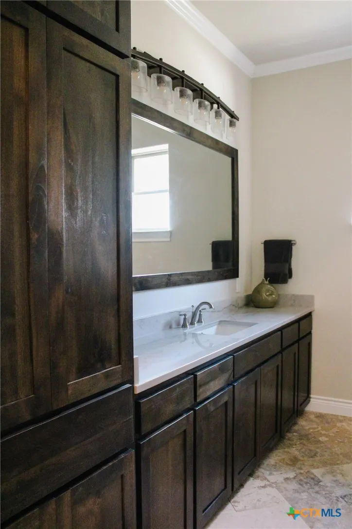 108 Lakeview Estates Drive Belton, TX 76513