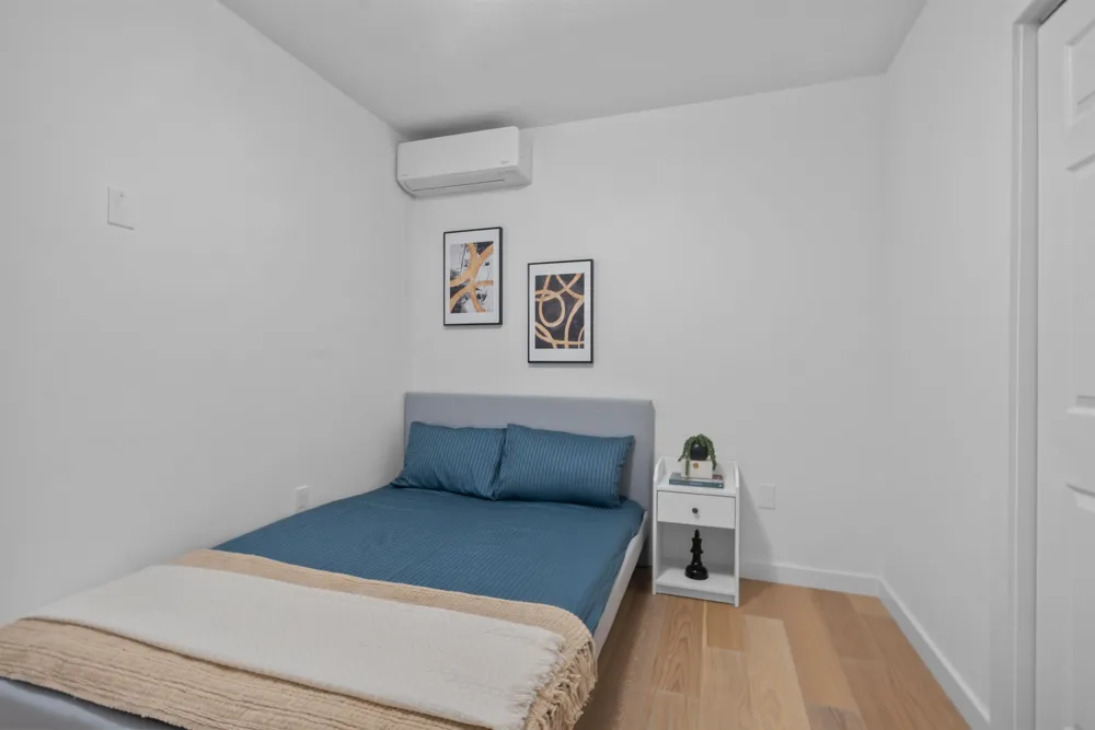 110 MAPLE ST Weehawken, NJ 07086