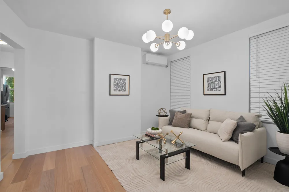 110 MAPLE ST Weehawken, NJ 07086