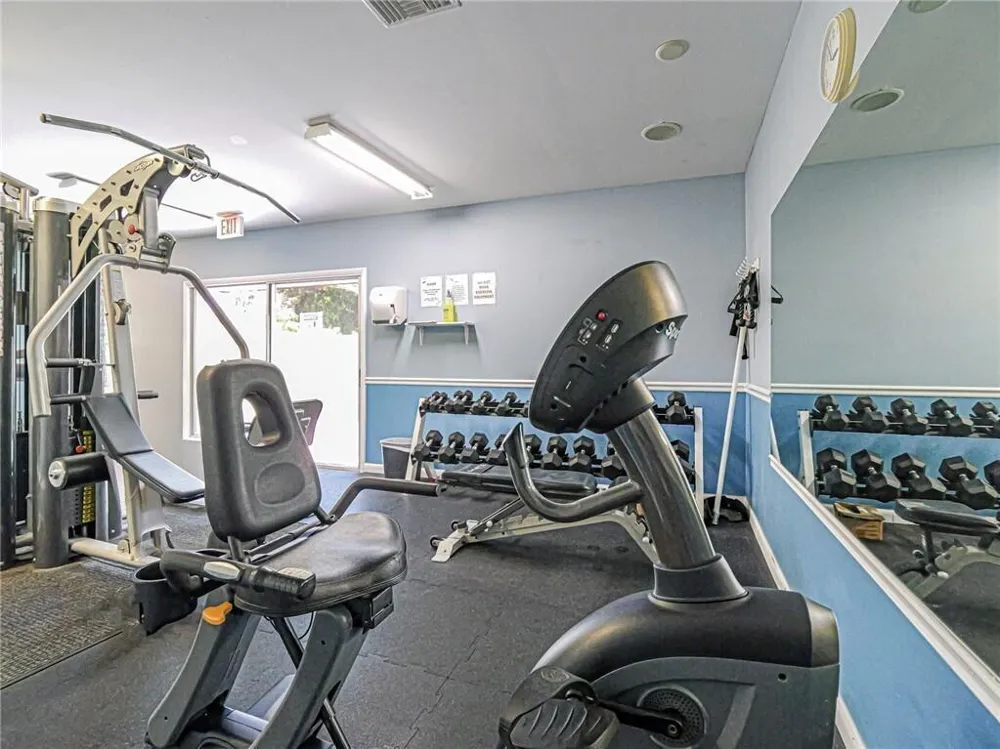 73 Royal Oak Court #101 Vero Beach, FL 32962