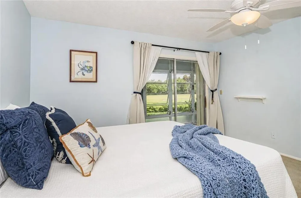 73 Royal Oak Court #101 Vero Beach, FL 32962