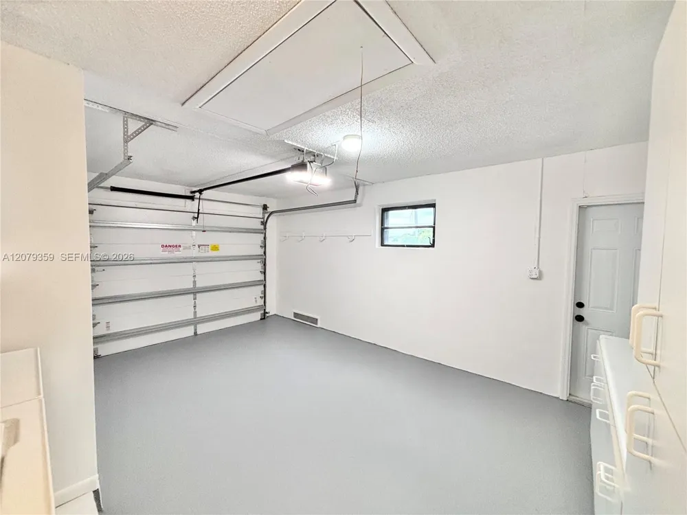 2377 SW 16 Dr Deerfield Beach, FL 33442