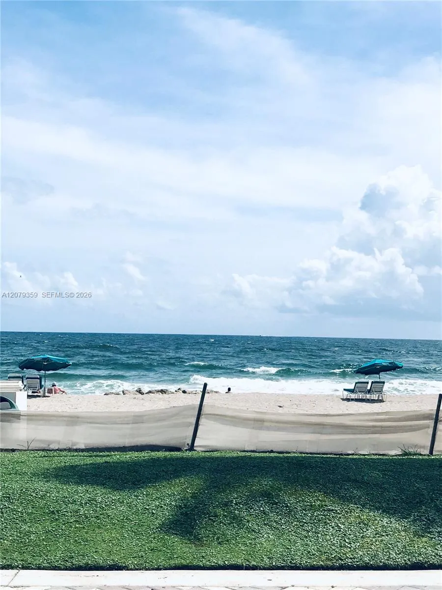 2377 SW 16 Dr Deerfield Beach, FL 33442
