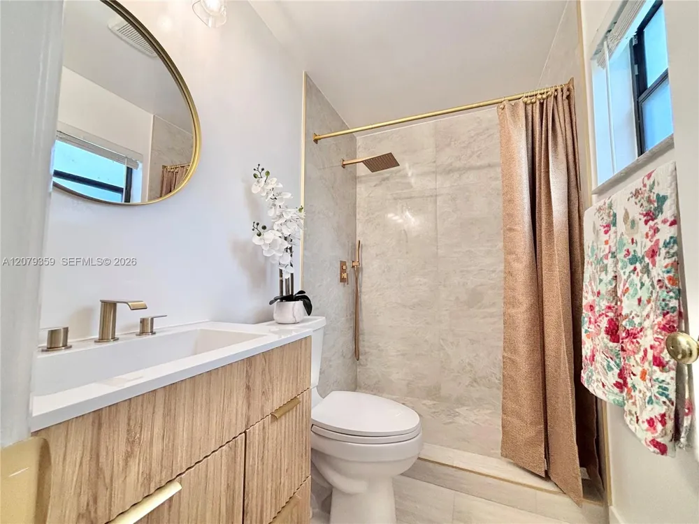 2377 SW 16 Dr Deerfield Beach, FL 33442