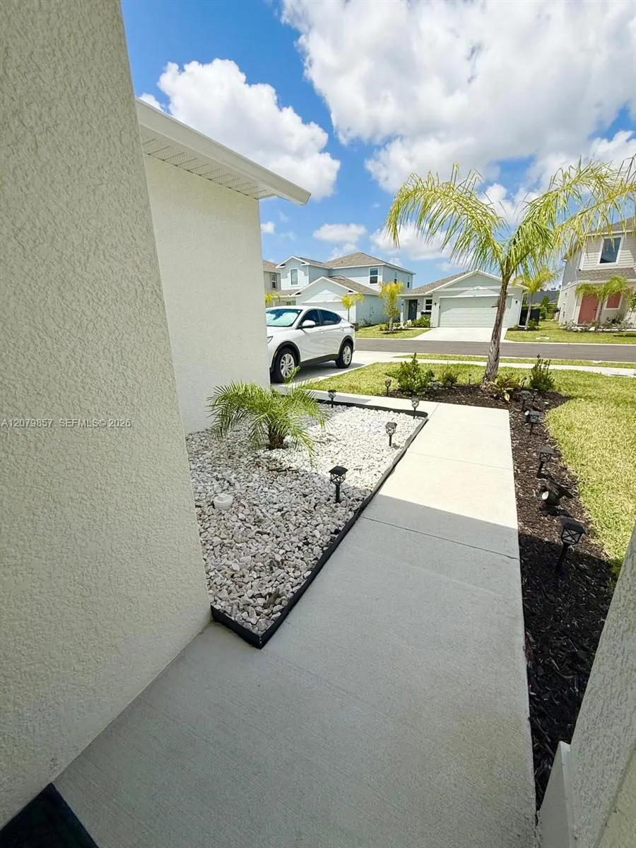12119 Shortleaf Pine Trl Fort Myers, FL 33966