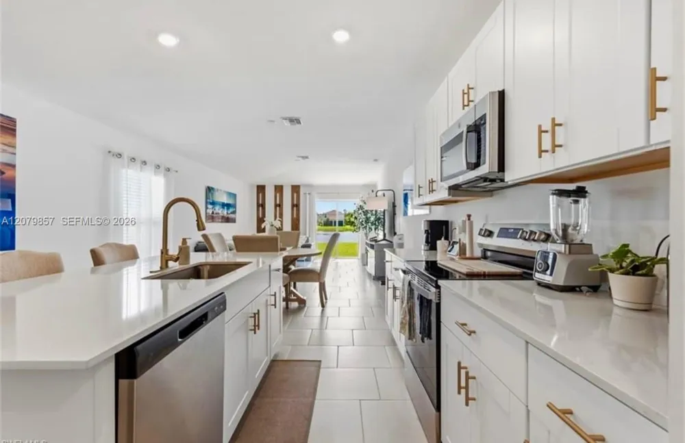 12119 Shortleaf Pine Trl Fort Myers, FL 33966