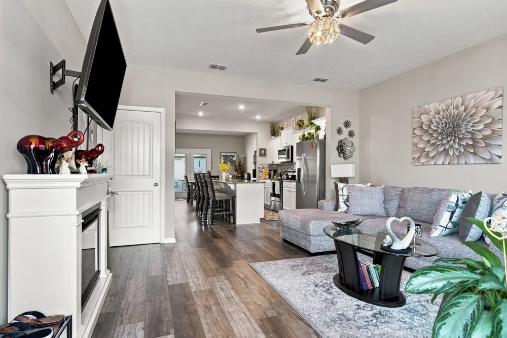 752 Bradburn Village Way Antioch, TN 37013