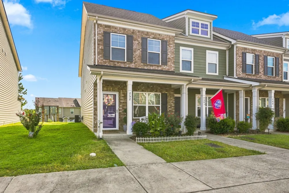 752 Bradburn Village Way Antioch, TN 37013