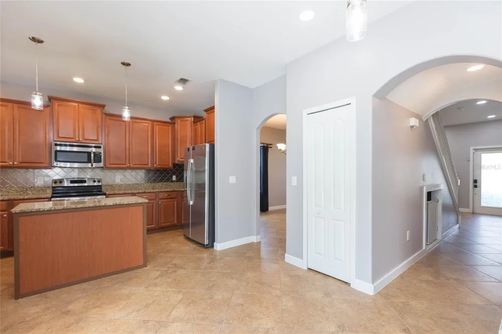 11508 MANSFIELD POINT DRIVE Riverview, FL 33569