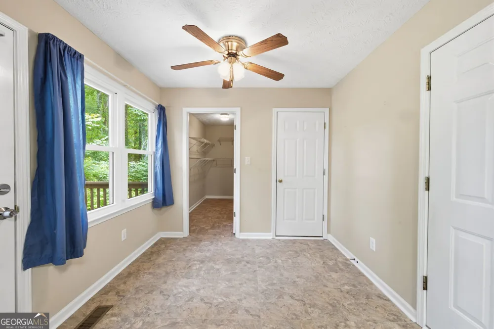 131 Maplewood CV Acworth, GA 30101