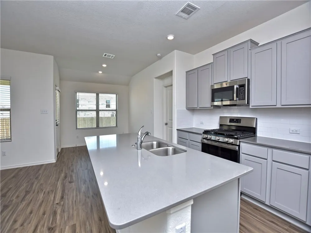 21413 Wilmiller Lane Pflugerville, TX 78660