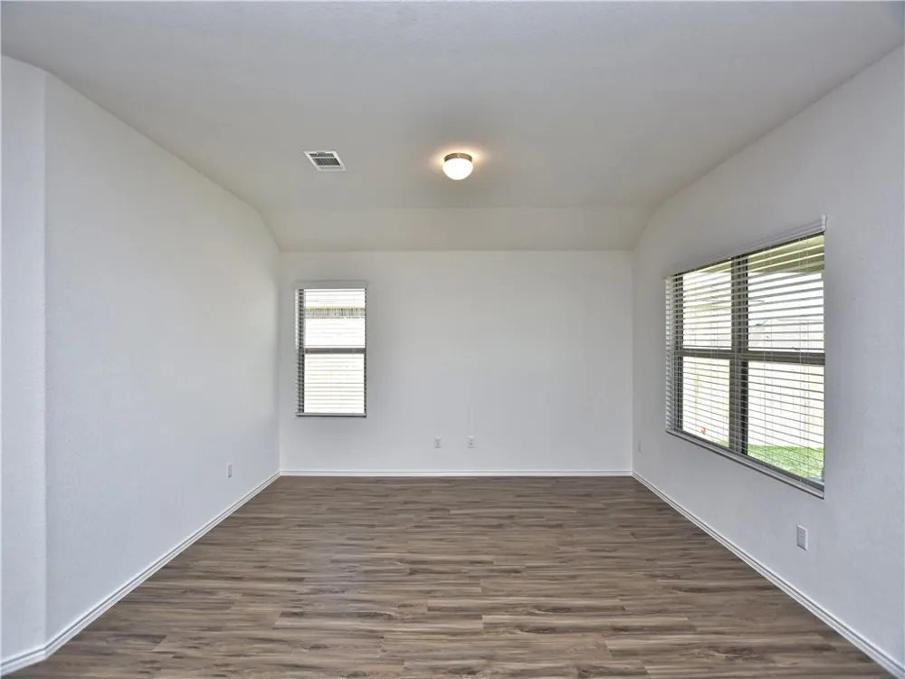 21413 Wilmiller Lane Pflugerville, TX 78660