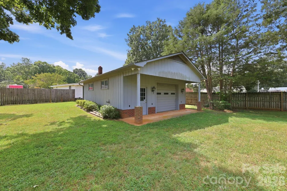 215 E Park Avenue Granite Quarry, NC 28146