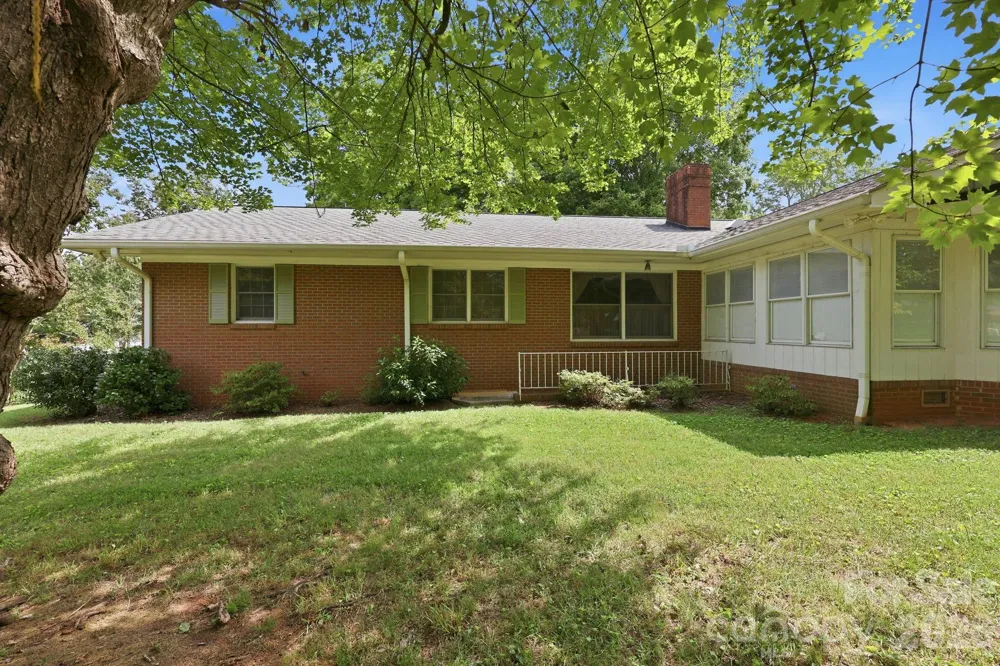 215 E Park Avenue Granite Quarry, NC 28146