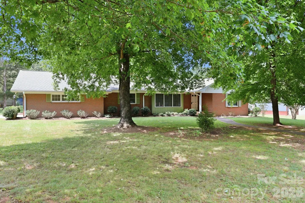 215 E Park Avenue Granite Quarry, NC 28146