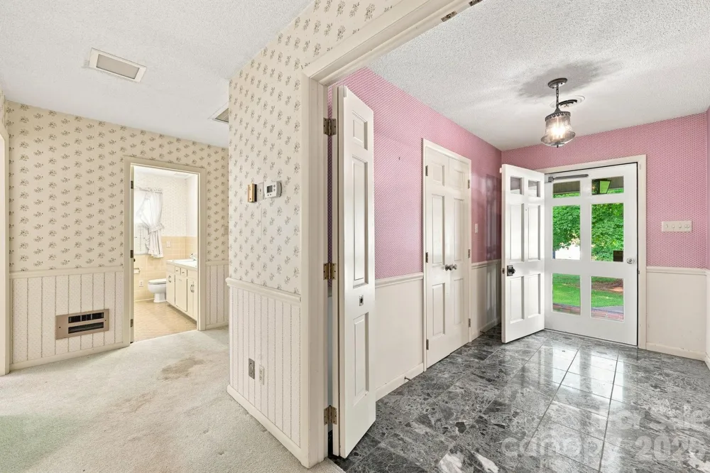 215 E Park Avenue Granite Quarry, NC 28146