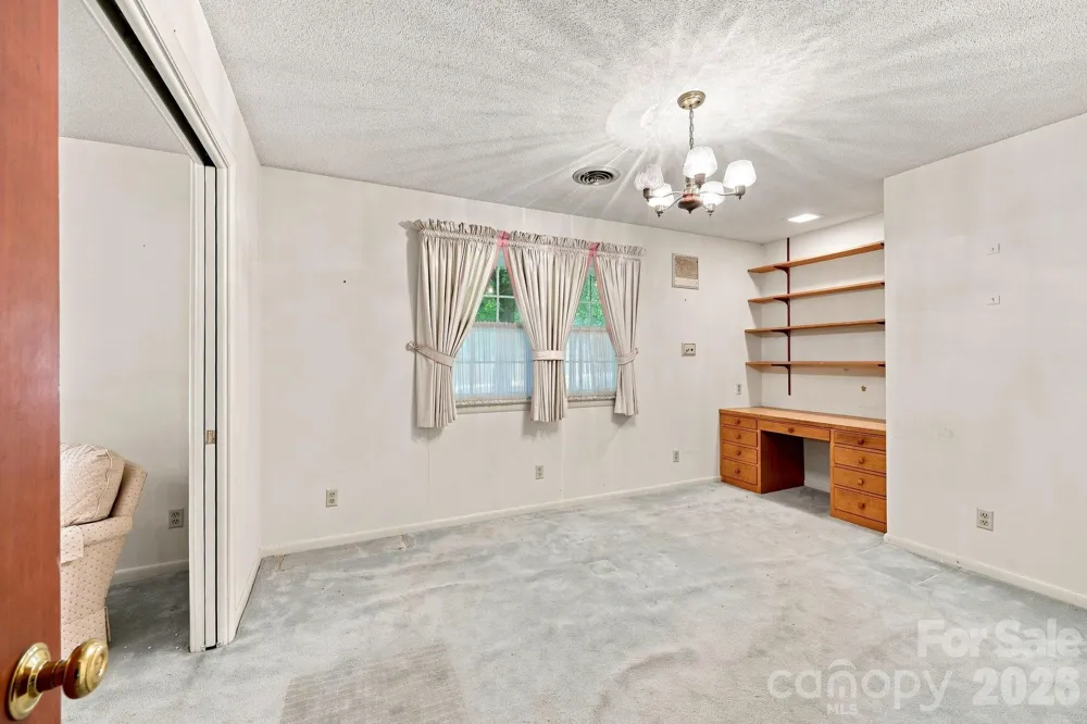 215 E Park Avenue Granite Quarry, NC 28146