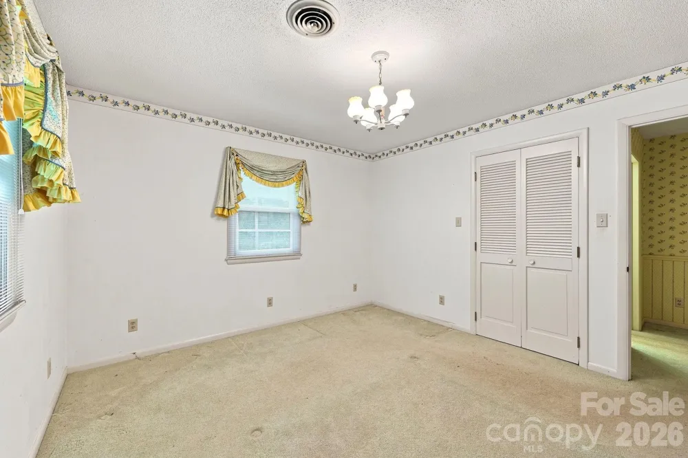 215 E Park Avenue Granite Quarry, NC 28146