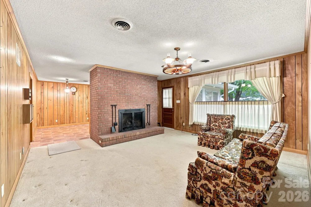 215 E Park Avenue Granite Quarry, NC 28146