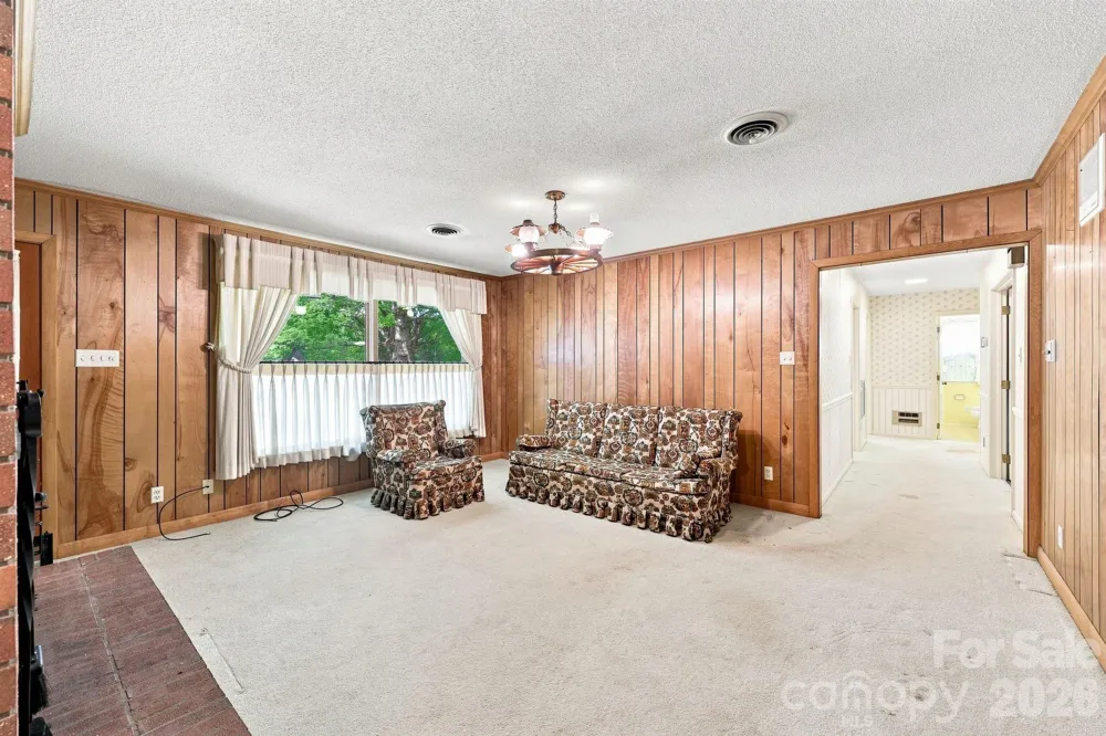 215 E Park Avenue Granite Quarry, NC 28146