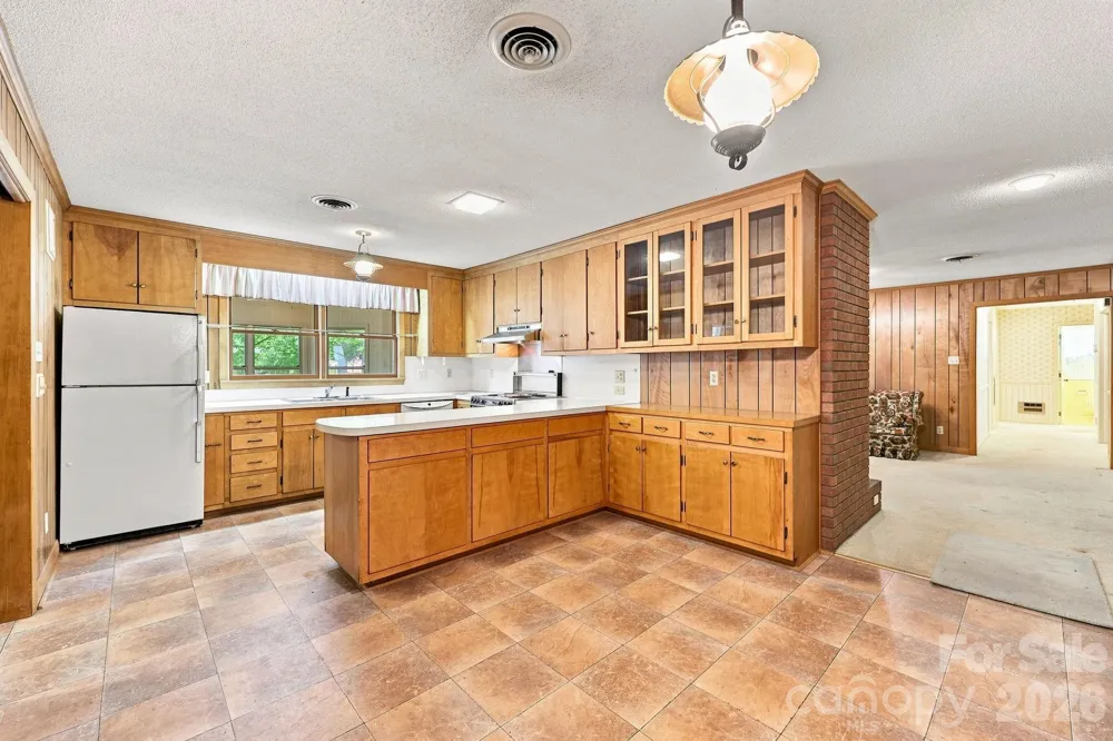215 E Park Avenue Granite Quarry, NC 28146