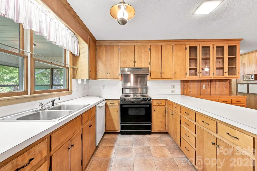 215 E Park Avenue Granite Quarry, NC 28146