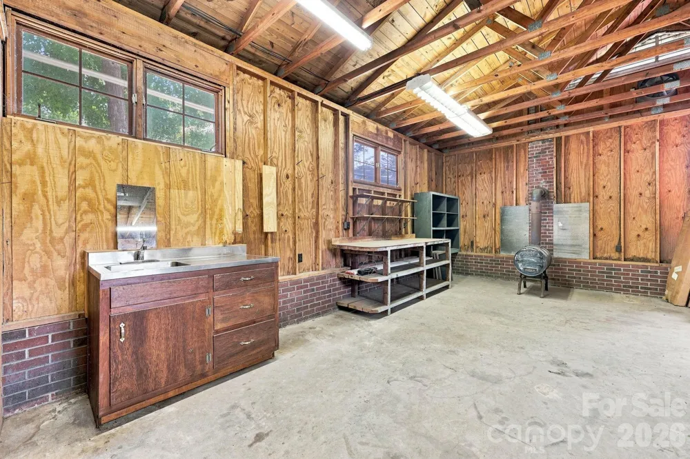 215 E Park Avenue Granite Quarry, NC 28146