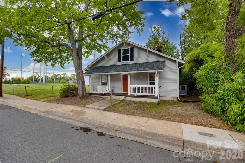 608 Spruce Street Mooresville, NC 28115