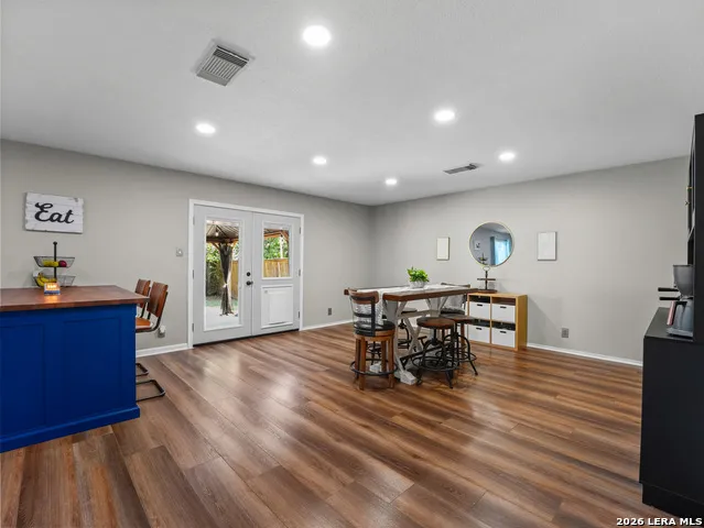 9023 Camino Rey San Antonio, TX 78245