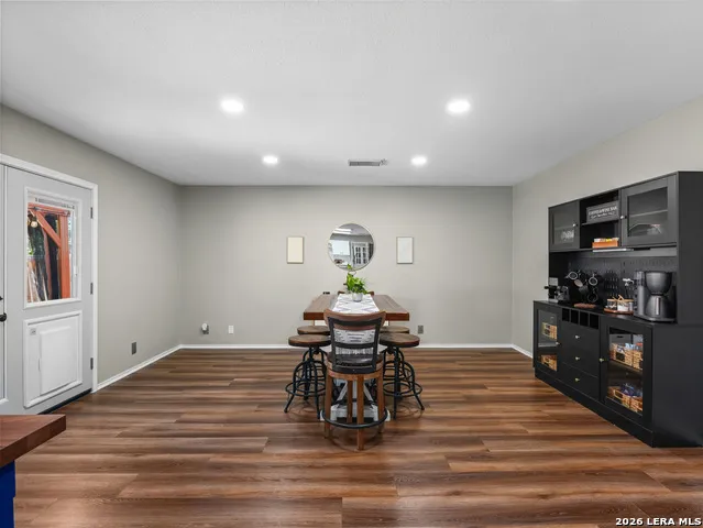 9023 Camino Rey San Antonio, TX 78245