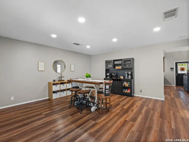 9023 Camino Rey San Antonio, TX 78245