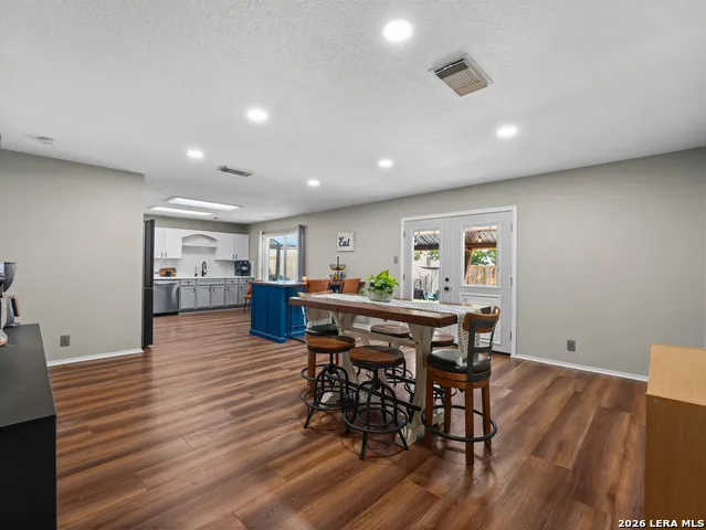 9023 Camino Rey San Antonio, TX 78245