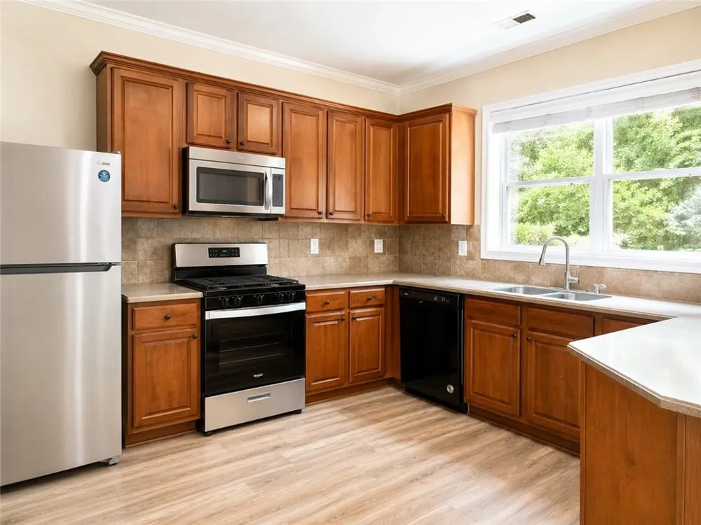 388 Saint Claire Drive Alpharetta, GA 30004