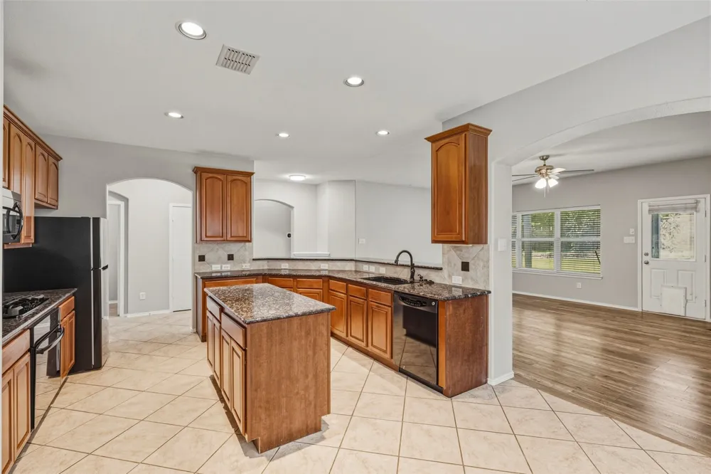 507 Moonrise Drive Arlington, TX 76002