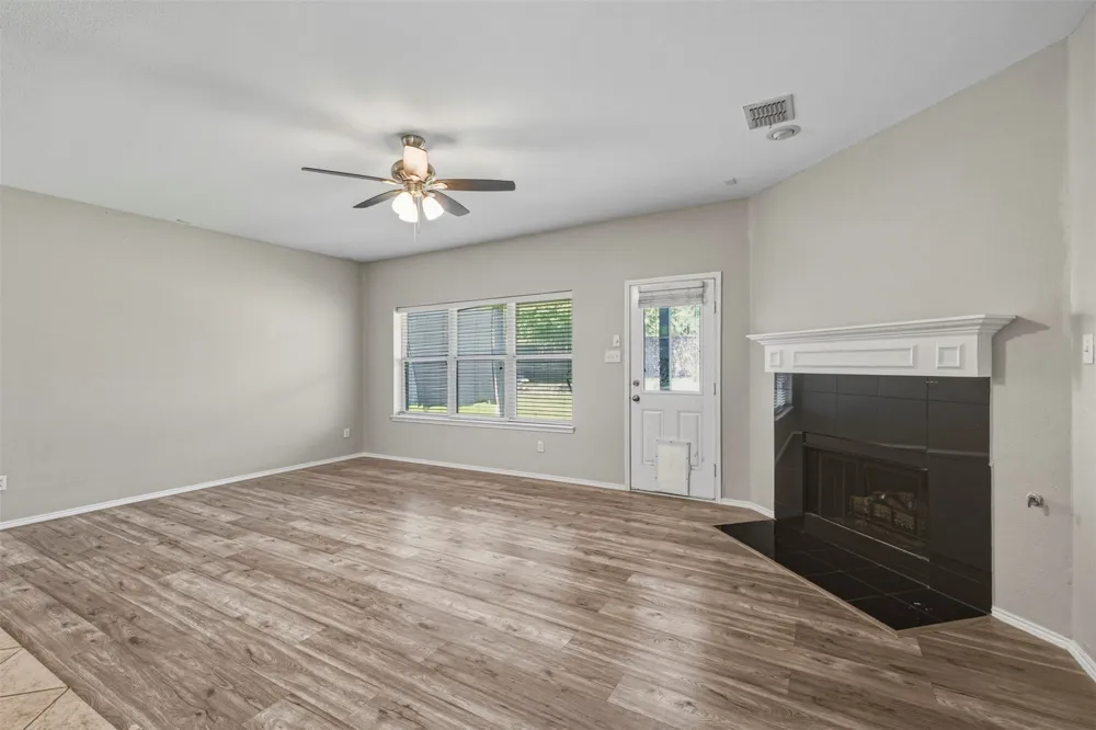 507 Moonrise Drive Arlington, TX 76002