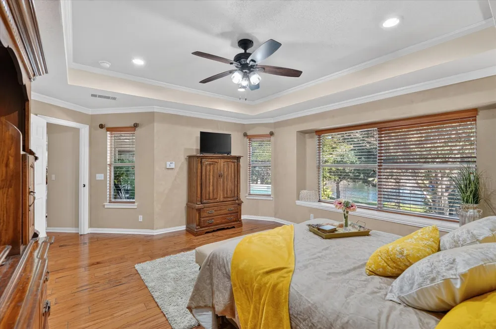813 Twin Creek Drive Mansfield, TX 76063
