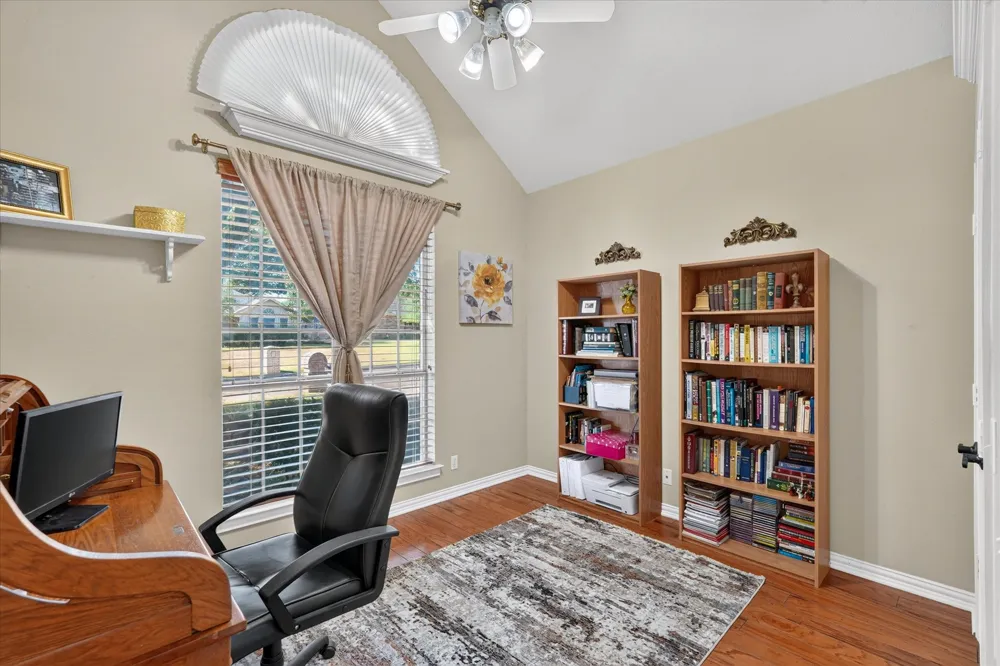 813 Twin Creek Drive Mansfield, TX 76063