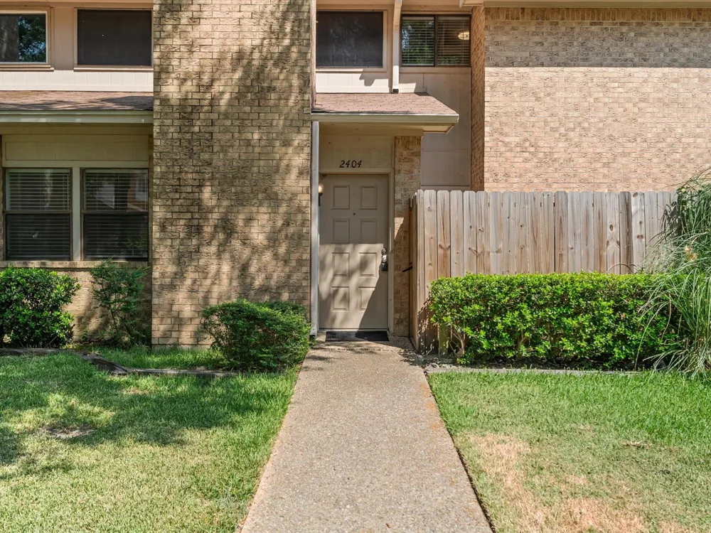 2404 Villa Court Tyler, TX 75703