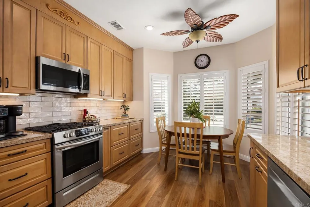 4994 Lamia Way Oceanside, CA 92056