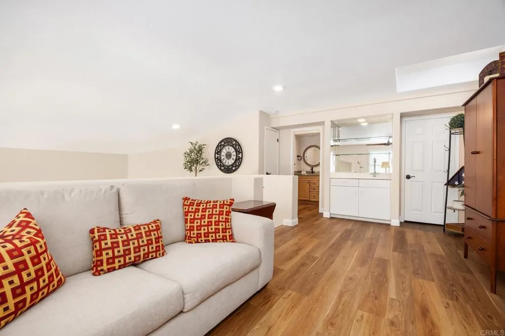 4994 Lamia Way Oceanside, CA 92056