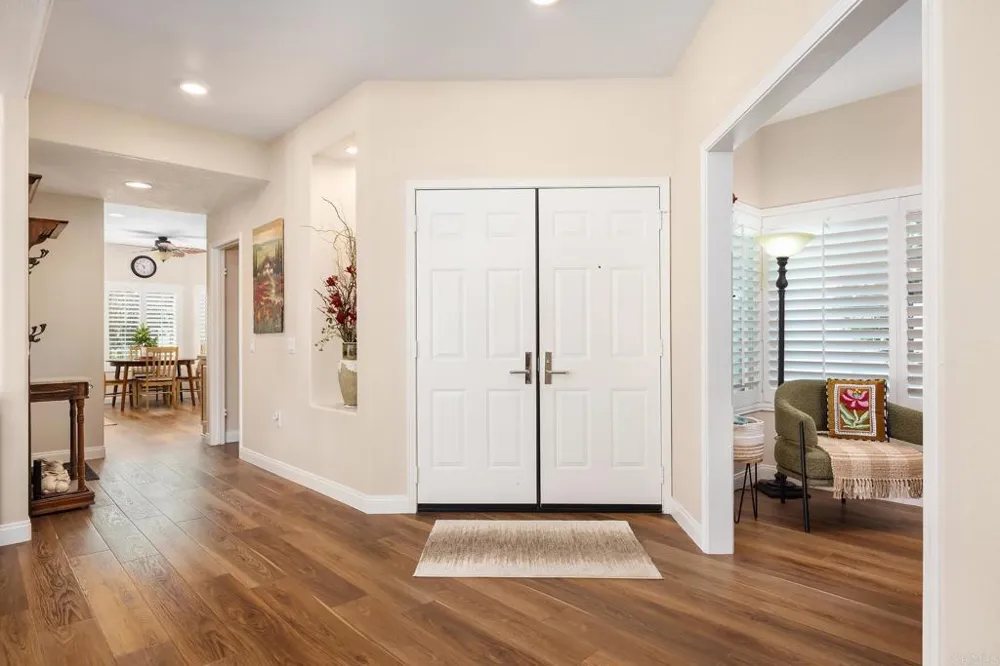 4994 Lamia Way Oceanside, CA 92056